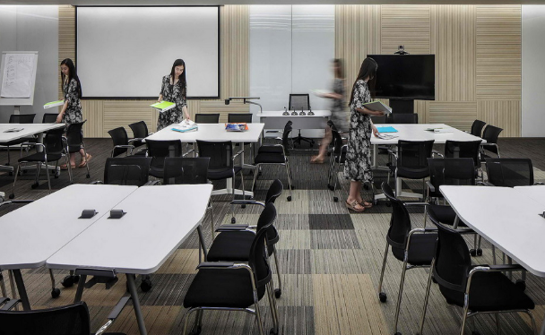 选择wepoker德州设计公司的注意事项